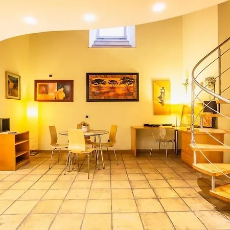 Il Nido -cinema Hd & Relax Space *